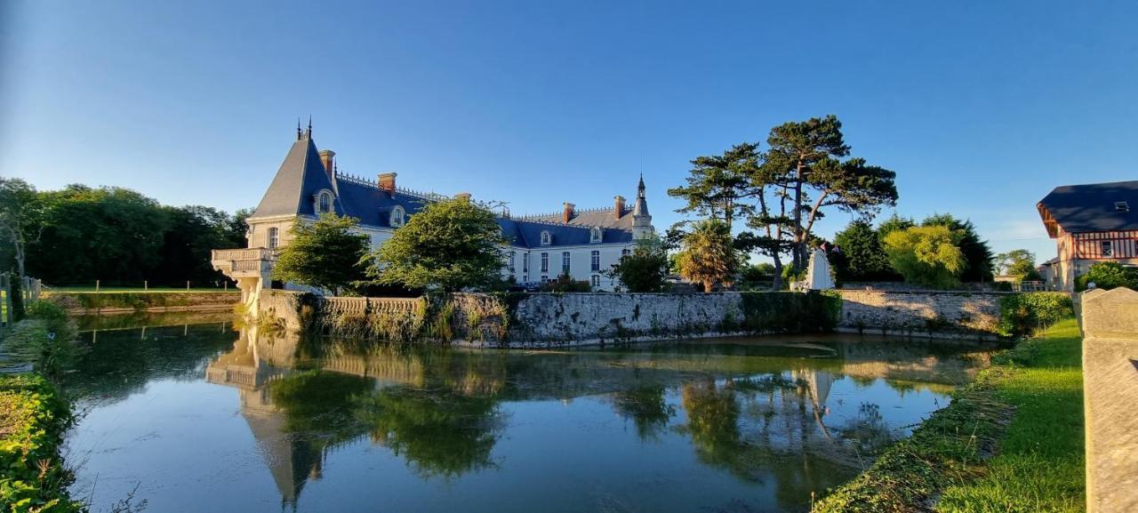 Nid De Pie Grand Duplex Lumineux Cadre Verdoyant Calme A 5 Mn De La Mer Pres Port En Bessin, Bayeux, Omaha Beach, Commes Zewnętrze zdjęcie